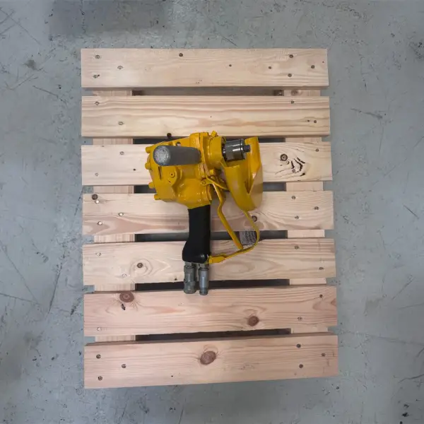 Hydraulic 9” Grinder